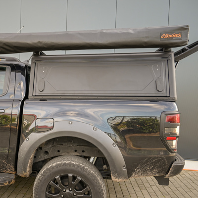Hardtop Alu-Cab Contour – Ford Ranger T6 2012–2022 Double Cab, bez okien bocznych