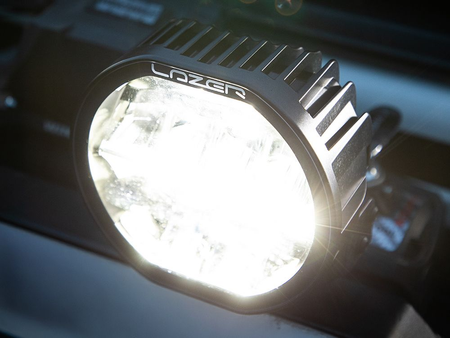 Okrągła lampa LED Lazer Lamps Sentinel 7″ Standard — czarna