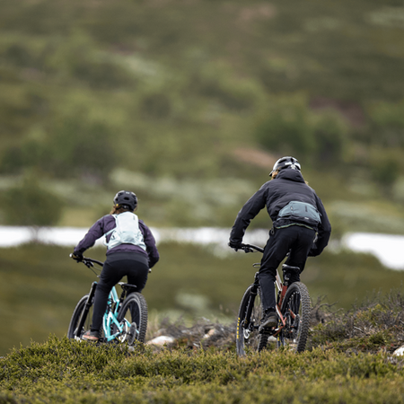 Torba biodrowa Thule Rail 2 l – szara dark slate