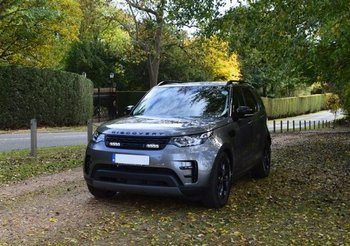 Zestaw lamp LED do grilla Lazer Lamps 2 × ST4 Evolution — Land Rover Discovery 5 (2017+)