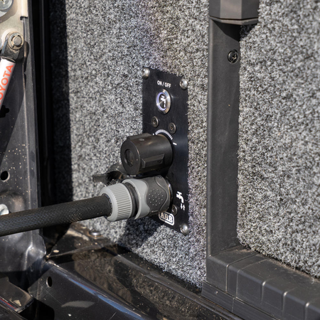 Zbiornik na wodę 45L do montażu na pace Ford Ranger (2022- )