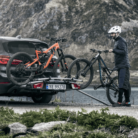 Bagażnik na 2-3 rowery do montażu na hak holowniczy Thule VeloSpace XT 2