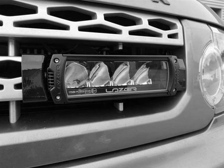 Zestaw lamp LED do grilla Lazer Lamps 2 × Triple-R 750 Gen2 Elite — Land Rover Discovery 4 (2009–2013)