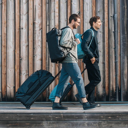 Torba podróżna na kółkach Thule Chasm 110 l – czarna