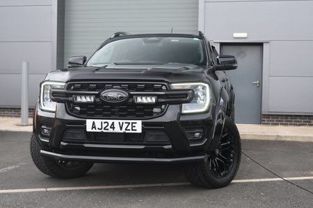 Zestaw lamp LED do grilla Lazer Lamps 2 × Triple-R 750 Wide — Ford Ranger Wildtrak (2023+)