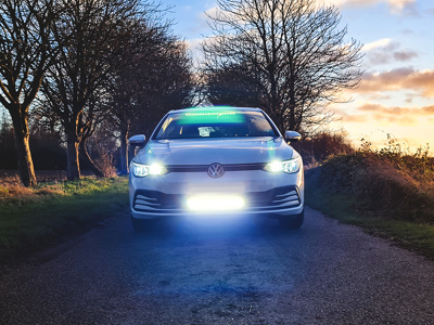 Zestaw lamp LED do grilla Lazer Lamps Linear-18 Standard — Volkswagen Golf MK8 2020+
