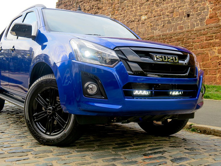 Zestaw montażowy Lazer Lamps do belki zderzaka, do lamp ST4 / Triple-R 750 — Isuzu D-Max (2017)