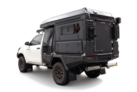 AluBlack Platforma ładunkowa ze skrzyniami do przechowywania do Toyota Hilux 2016+ z pojedynczą kabiną, zestaw do Alu-Cab ModCAP