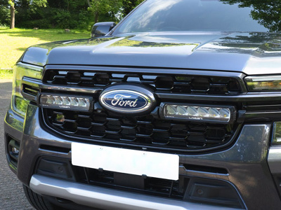Zestaw lamp LED do grilla Lazer Lamps 2 × Triple-R 850 Elite — Ford Ranger Wildtrak (2023+)