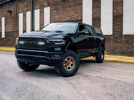 Zestaw lamp LED do grilla Lazer Lamps 2 × Linear-6 Standard — Dodge RAM 1500 DT Limited 2019+