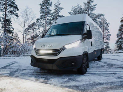 Zestaw lamp LED do grilla Lazer Lamps Linear-18 Elite+ — Iveco Daily (2024+)