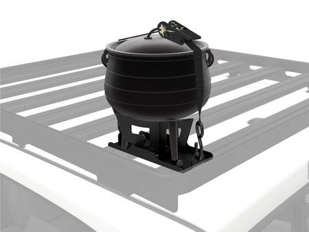 Kociołek żeliwny Potjie nr 3 Front Runner 7,8 l z uchwytem na bagażnik
