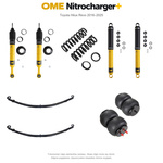 Zestaw zawieszenia OME Nitrocharger+ – Hilux Revo 2016–2025, 40/40 mm, dodatkowe obciążenie przodu, stałe 600 kg z tyłu, paraboliczne + poduszki, mocniejsze tłumienie przodu – bez dystansu przewodów hamulcowych
