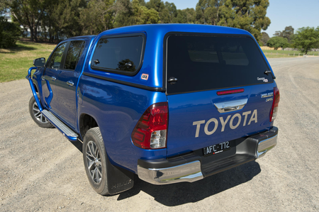 Zabudowa ARB Hardtop Canopy "Classic" Toyota Hilux (2015- ) Double Cab, gładka, podnoszone okna