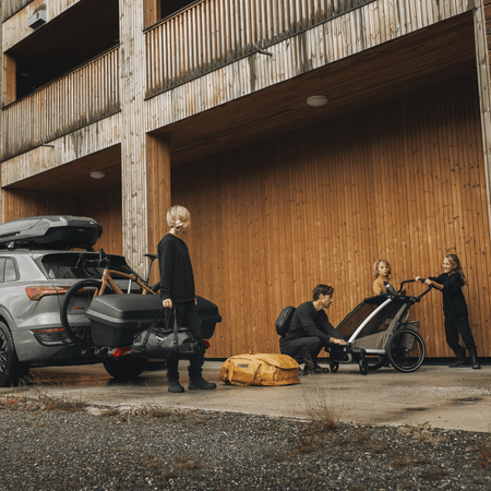 Box tylny Thule Santu 260 l – czarny