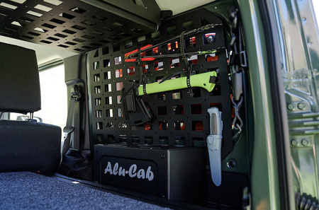 Wewnętrzny panel MOLLE Alu-Cab do Suzuki Jimny IV 3-drzwiowego — prawy