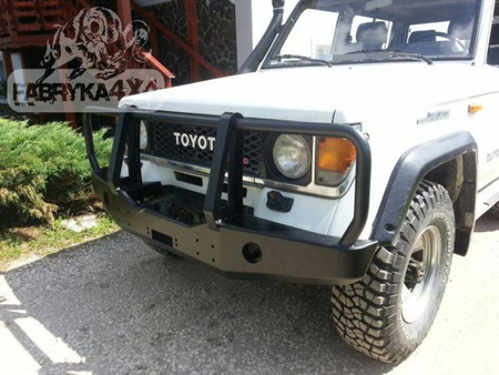 Zderzak przedni z bullbarem Fabryka4X4 – Toyota Land Cruiser J70