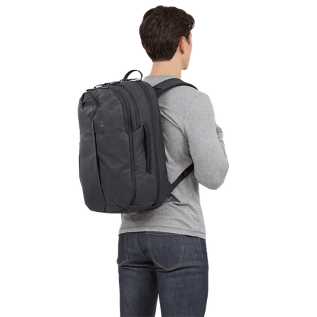 Plecak turystyczny Thule Aion 28 l – czarny