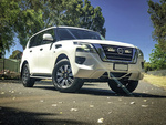 Zestaw lamp LED do grilla Lazer Lamps 2 × Triple-R 750 Beacon — Nissan Patrol Y62 seria 5 (2020–2022)