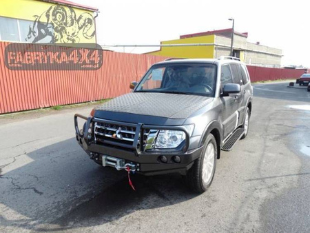 Zderzak przedni z bullbarem Fabryka4X4 – Mitsubishi Pajero IV 2015