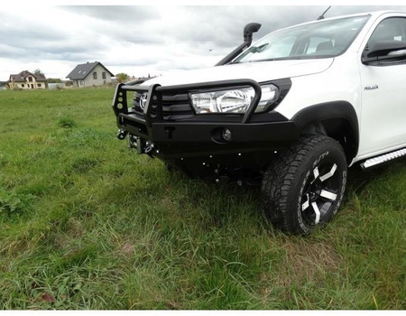 Zderzak przedni z bullbarem Fabryka4X4 – Toyota Hilux Revo 2016–19