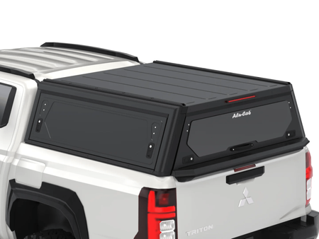 Hardtop Alu-Cab Contour – Mitsubishi Triton 2024+ Double Cab, z oknami bocznymi