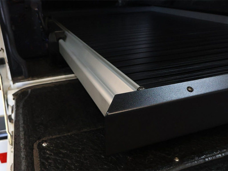 Wysuwana platforma ładunkowa Front Runner Cargo Bed Slide Small