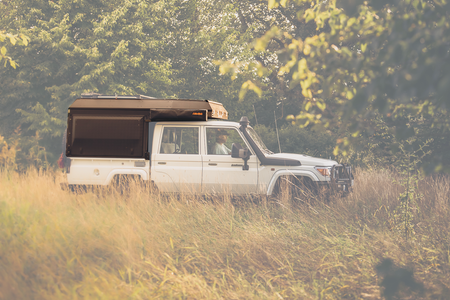 Alu-Cab Canopy Camper - Dodge RAM Short Bed