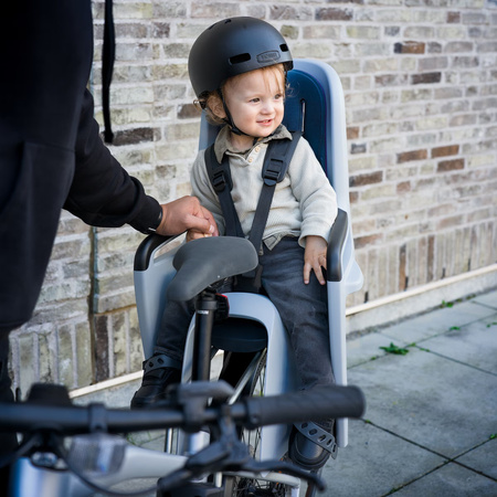 Odchylany fotelik rowerowy na ramę Thule RideAlong 2 – jasnoszary