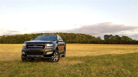 Zestaw do montażu na dachu lampy LAZER Linear-36 - Ford Ranger (2016-2022) wersja z relingami dachowymi - wysokość 42 mm