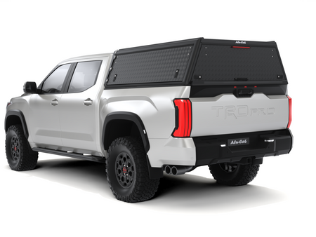 Zabudowa Alu-Cab Hardtop "Guard" Toyota Tundra (2022+) Short Bed z ryflowaną blachą