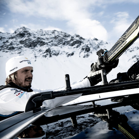 Stelaż na narty biegowe Thule SkiClick – czarne