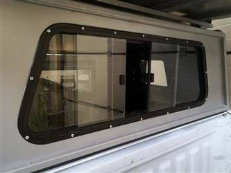 ALU-CAB - OKNO FRONTOWE DO HARDTOP'U