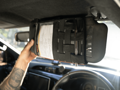 Organizer na osłonę przeciwsłoneczną Alu-Cab