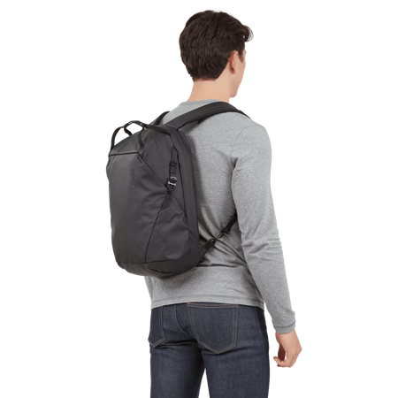 Plecak na laptopa Thule Tact 16 l – czarny