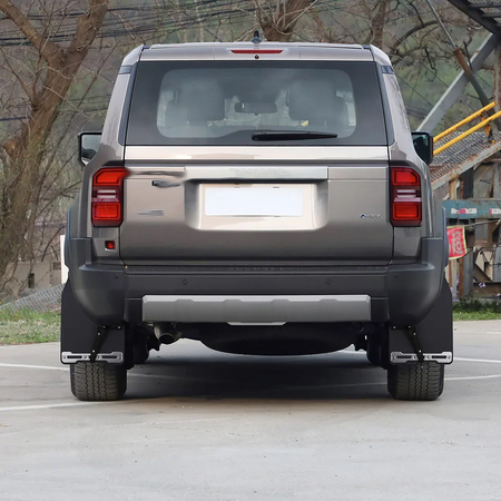 Chlapacze do Toyota Land Cruiser 250 Prado (2024- )