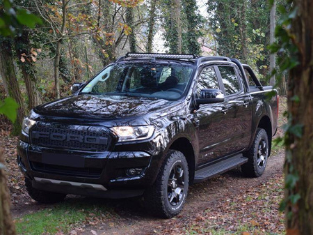 Zestaw do montażu na dachu lampy LAZER Linear-36 - Ford Ranger (2016-2022) wersja z relingami dachowymi - wysokość 42 mm