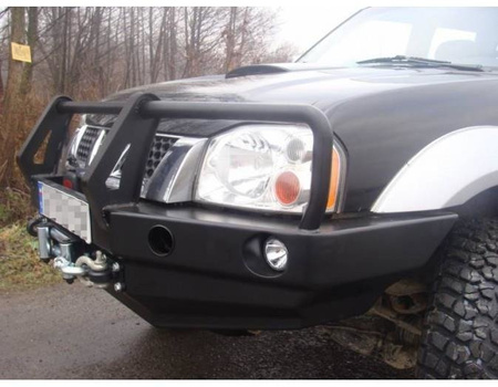 Zderzak przedni z bullbarem Fabryka4X4 – Nissan NP300 / Navara D22 01–04