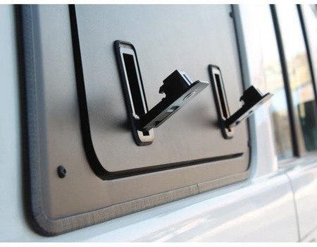 Prawe okno uchylne Front Runner Gullwing aluminium do Toyota Land Cruiser 76 – GWTL004