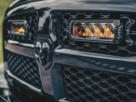 Zestaw lamp LED do grilla Lazer Lamps 2 × Triple-R 750 Standard — Dodge RAM 1500 Classic (2013+)