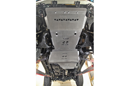 Aluminiowa osłona skrzyni biegów Toyota Land Cruiser J250 MorE 4x4