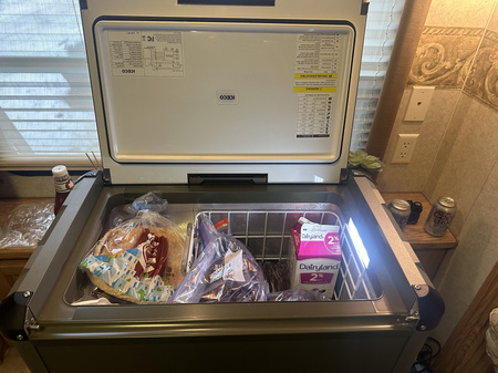Lodówka kompresorowa ICECO VL35PROS 35 l 12/24 V – oliwkowa