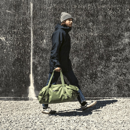 Torba podróżna Thule Chasm 30 l typu 2 w 1 – torba / plecak – oliwkowa