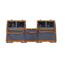Organizer Alu-Cab na zbiornik wodny w Canopy Camper