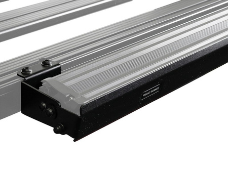 Uchwyty i osłona Front Runner do panelu LED 40″ FX1000-CB SM