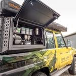 Wkład Alu-Cab do zabudowy dachowej „THOR” – Land Cruiser 76 (prawa strona, Kitchen Kit)