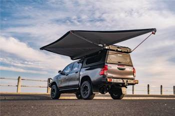 Markiza samochodowa Alu-Cab Shadow Awning 180° – lewa strona