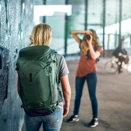 Plecak podróżny Thule Landmark 40 l – zielony Hazy Green