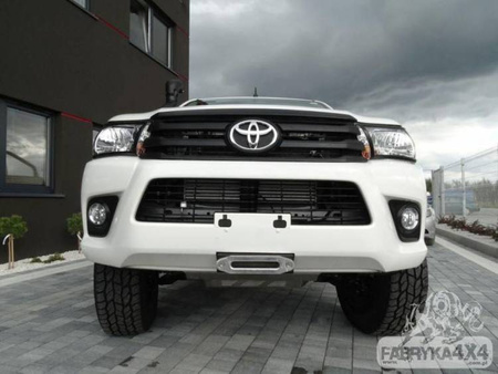 Płyta pod wyciągarkę Fabryka4X4 – Toyota Hilux Revo 2016–19