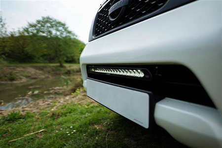 Zestaw Lazer Lamps Linear-18 Elite — Nissan Navara NP300 D23 (2015–2021)